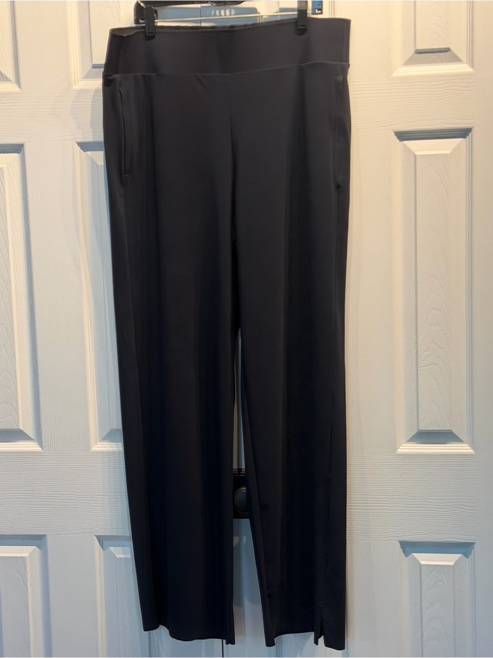 NWOT Athleta Cosmic High Waisted Wide-Leg Pant in Black - Picture 2 of 10